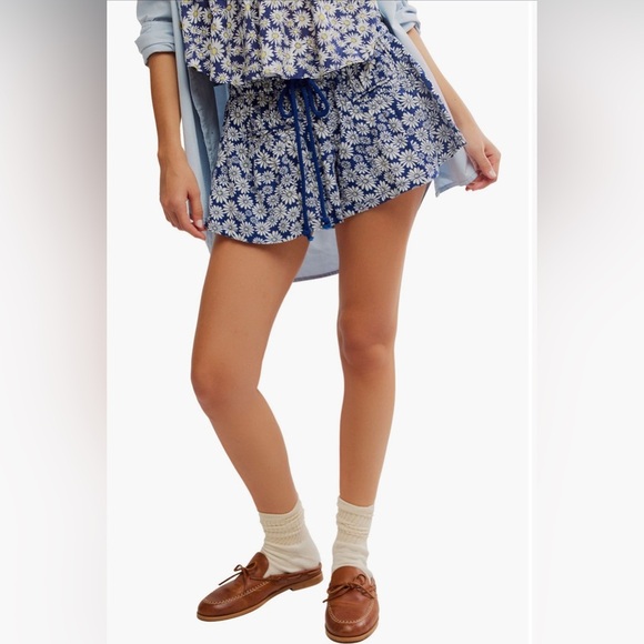 Off beat pull on NWOT pine - Picture 1 of 10